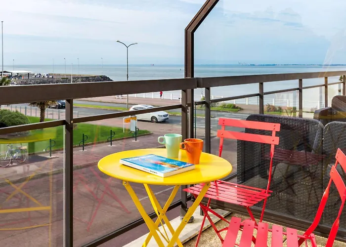 Western Ocean 3* Royan