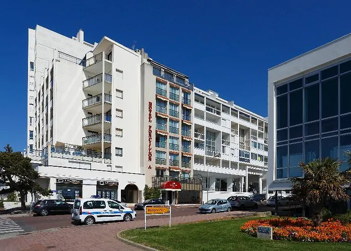 Western Ocean Hotell 3*